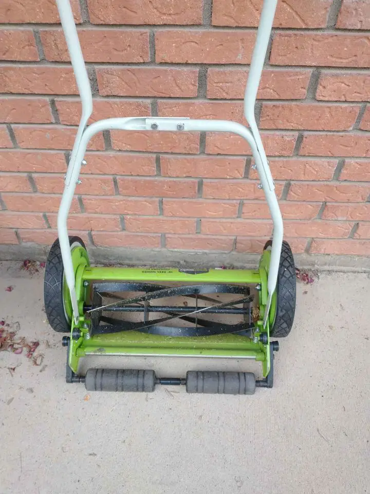 Greenworks 16-Inch Reel Lawn Mower