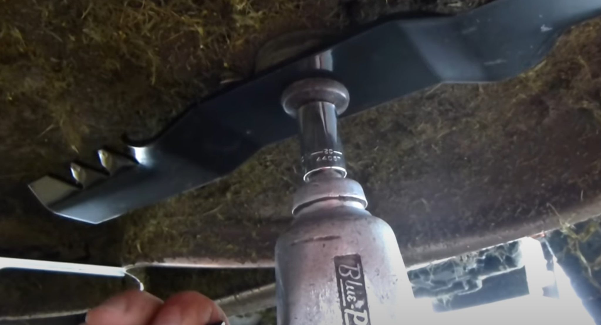 How To Change Blades On Husqvarna Zero Turn Mower (7 Steps