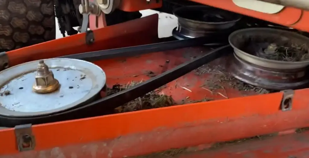 Husqvarna remove debris