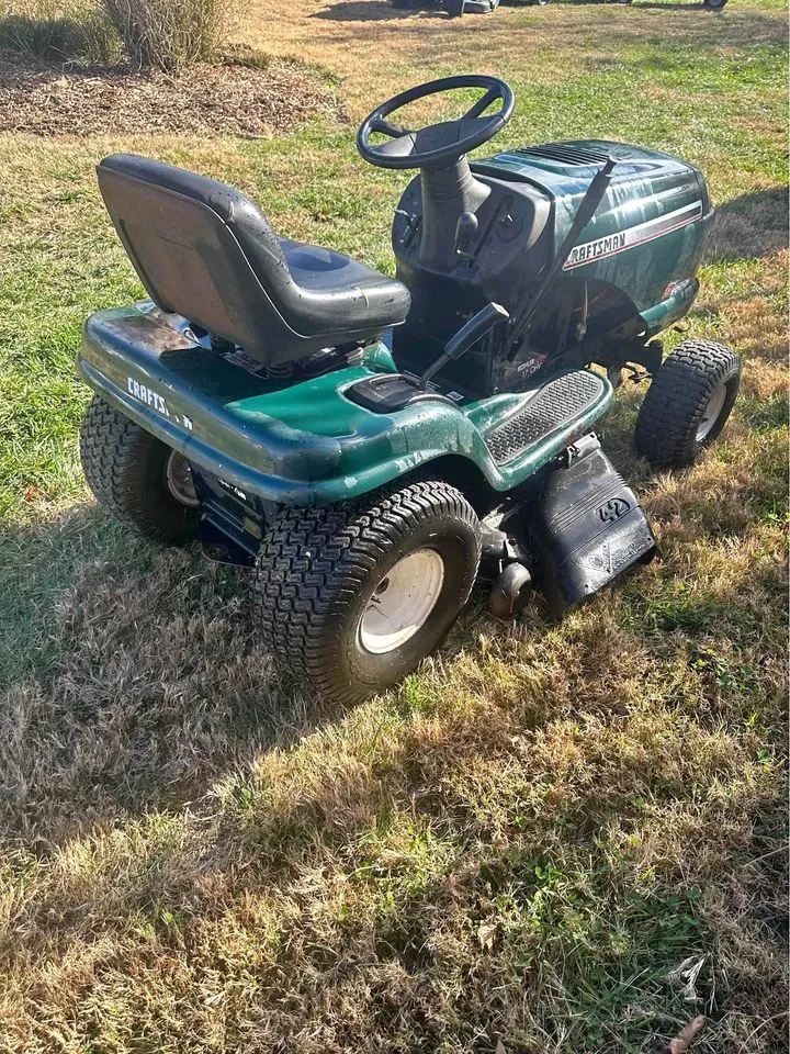 Lawn mower with tires
