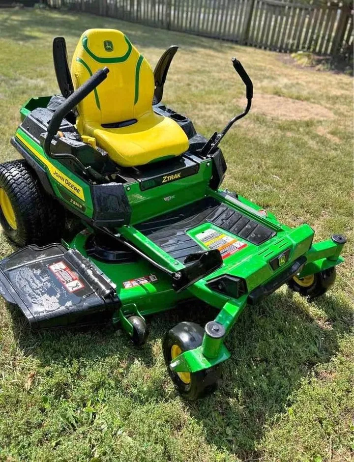 John Deere Z330R