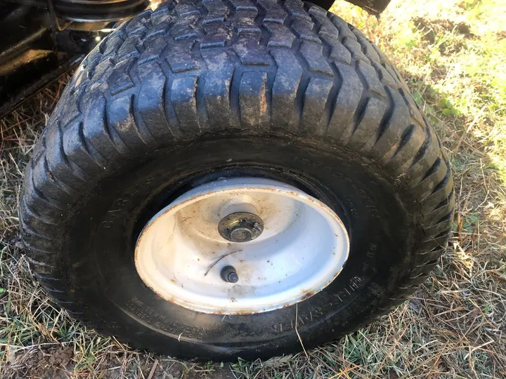Mower tire